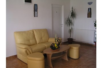 Rumunjska Penzión Sâmbăta de Sus, Eksterijer